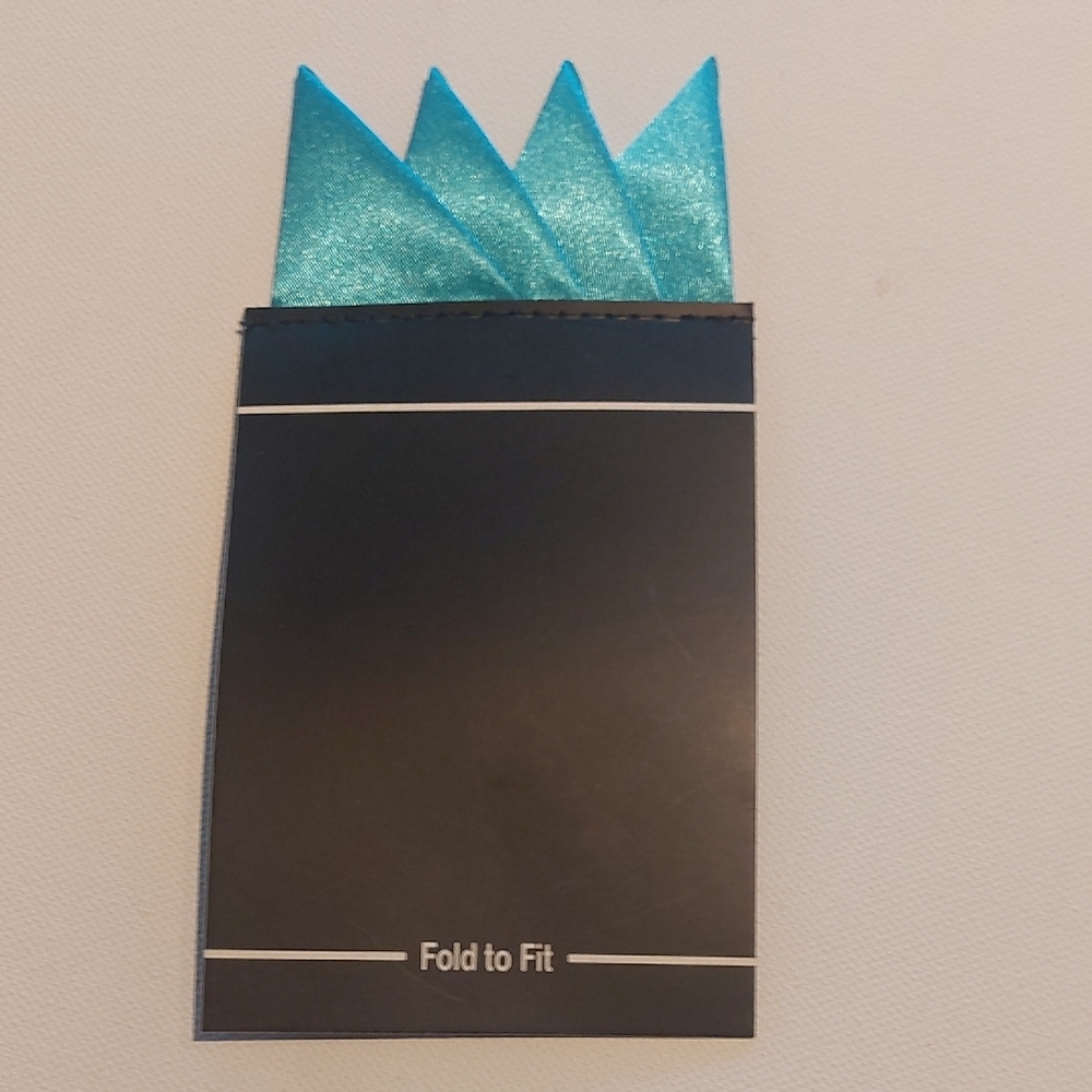 Prom Night Accessory Set - Picture 4 of 6